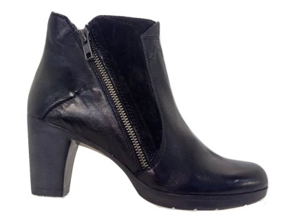 684-8510black1.jpg