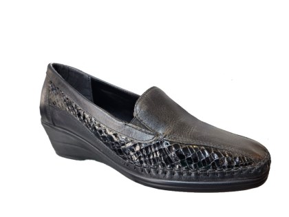 687-4520black.jpg