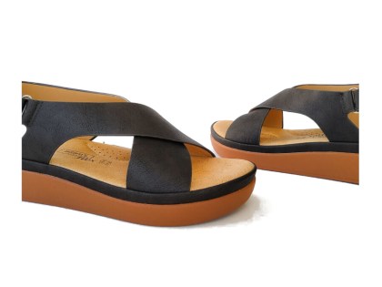 922-0002black2.jpg